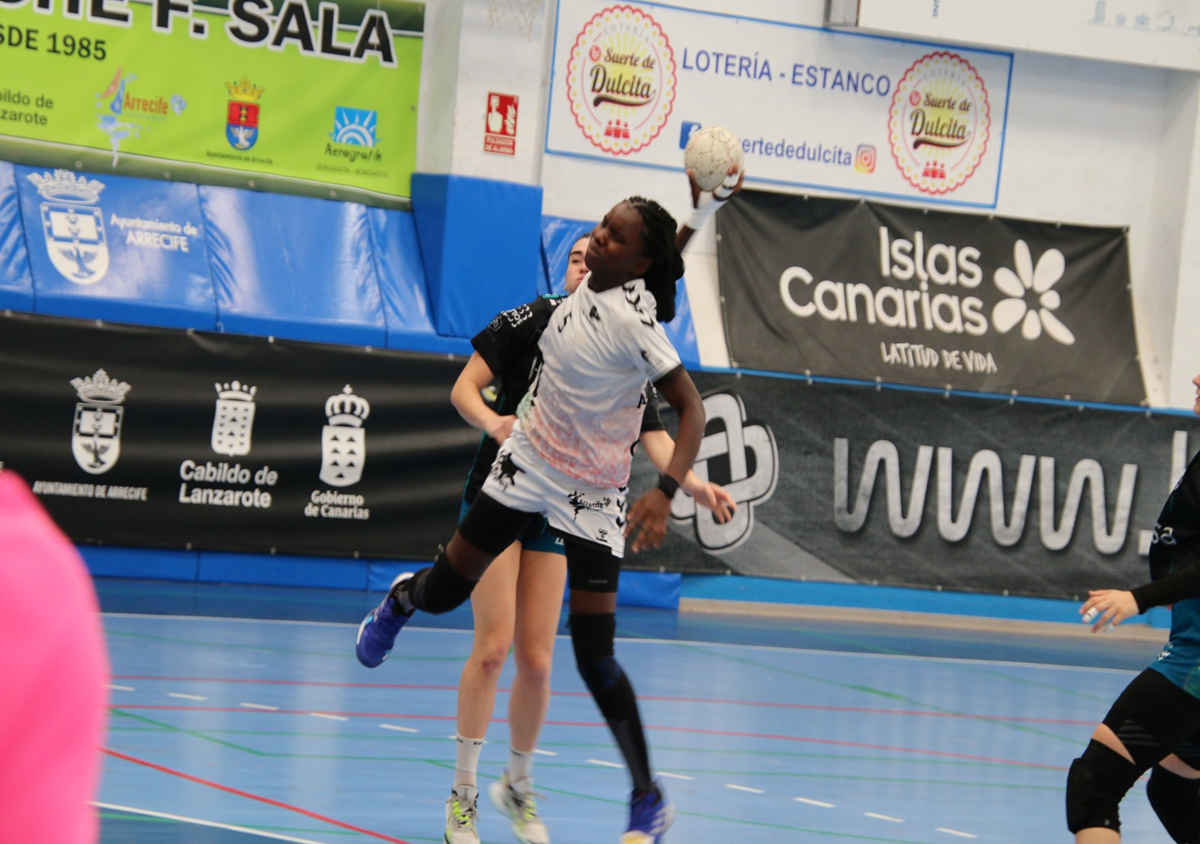 CICAR Lanzarote Ciudad de Arrecife - Balonmano Ikasa Boadilla