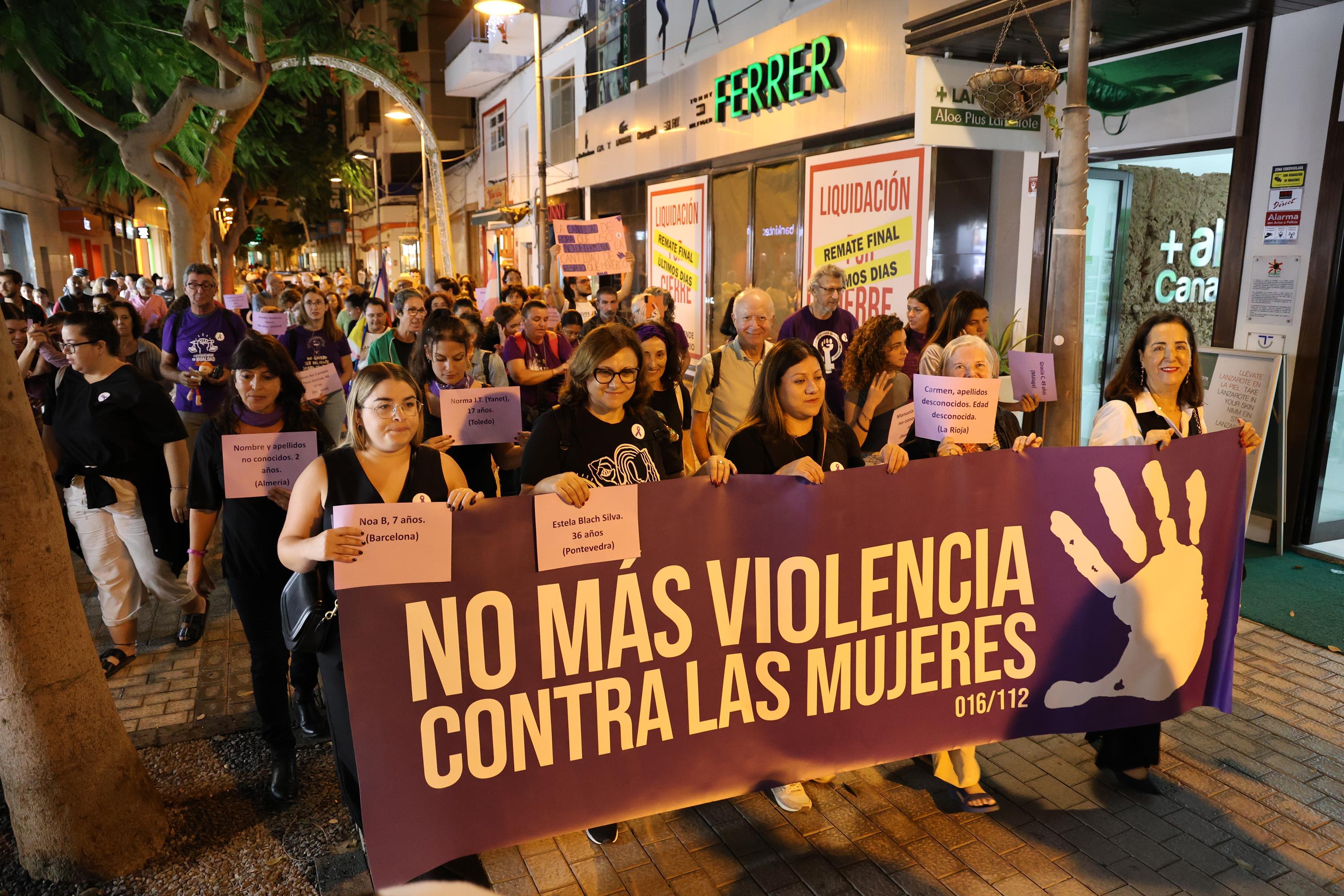 Manifestación del 25N contra la violencia de género en Lanzarote.