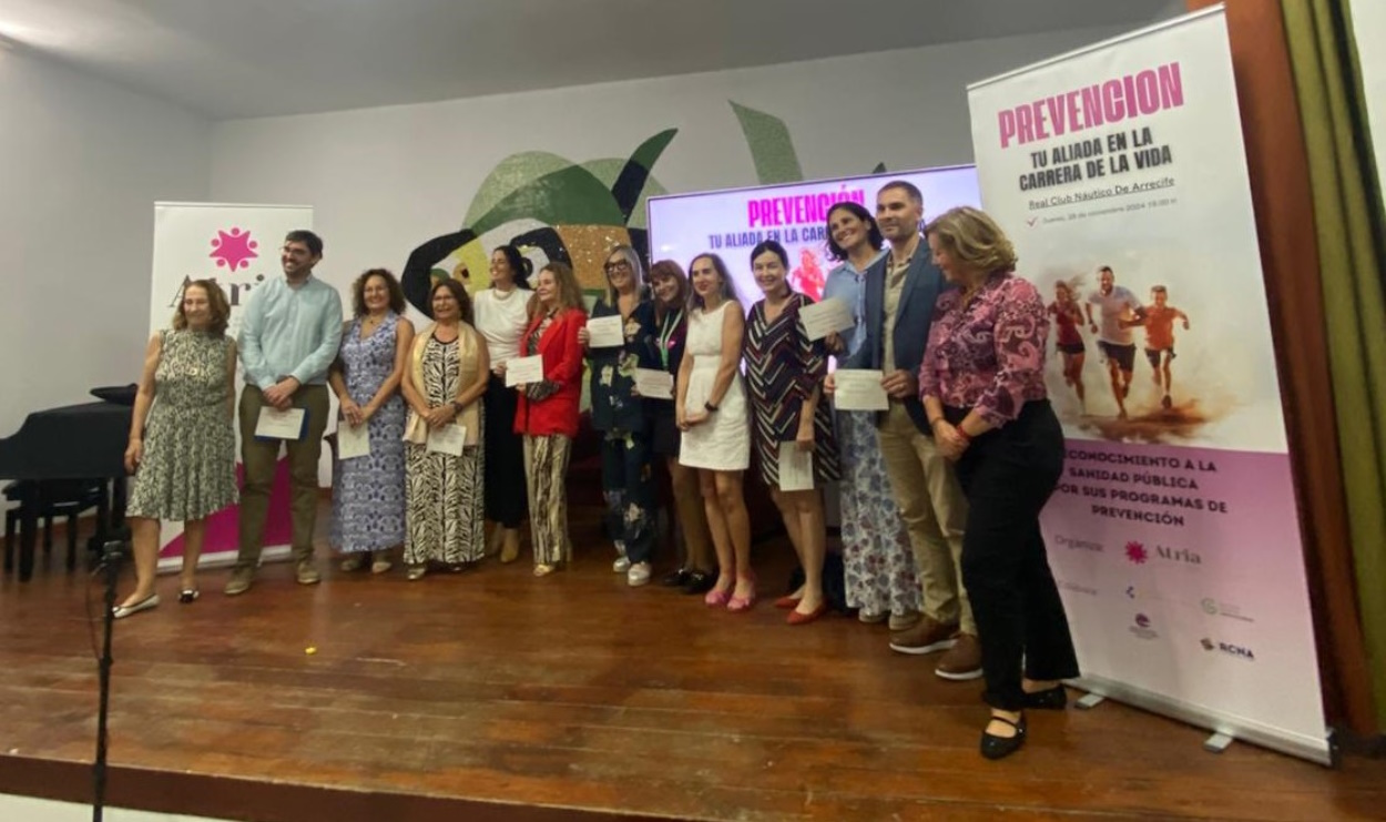 Atria Lanzarote reconoce al personal sanitario de Lanzarote por su labor de prevención del cáncer