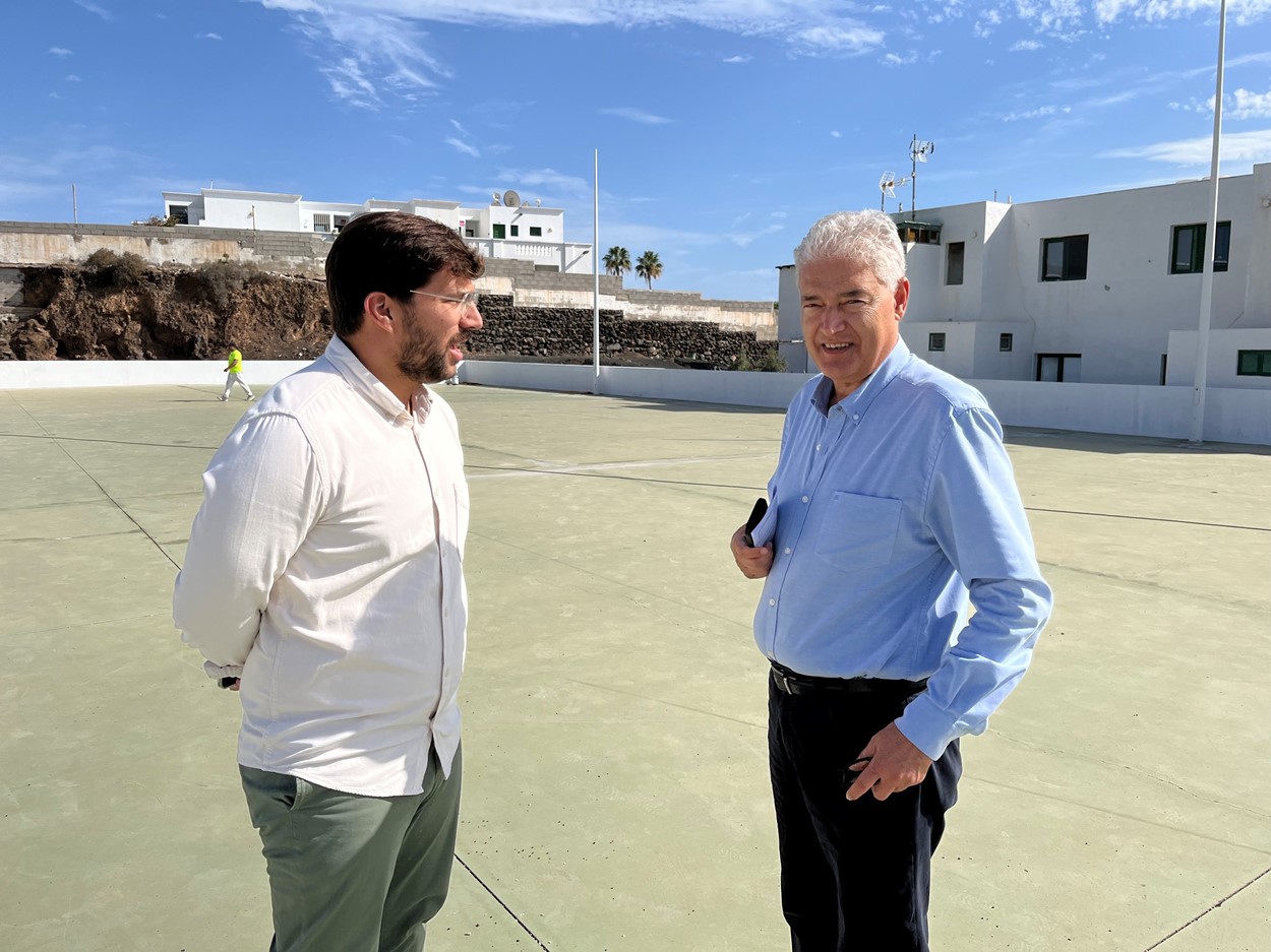 Tías recuperará las canchas de las 50 viviendas en Puerto del Carmen