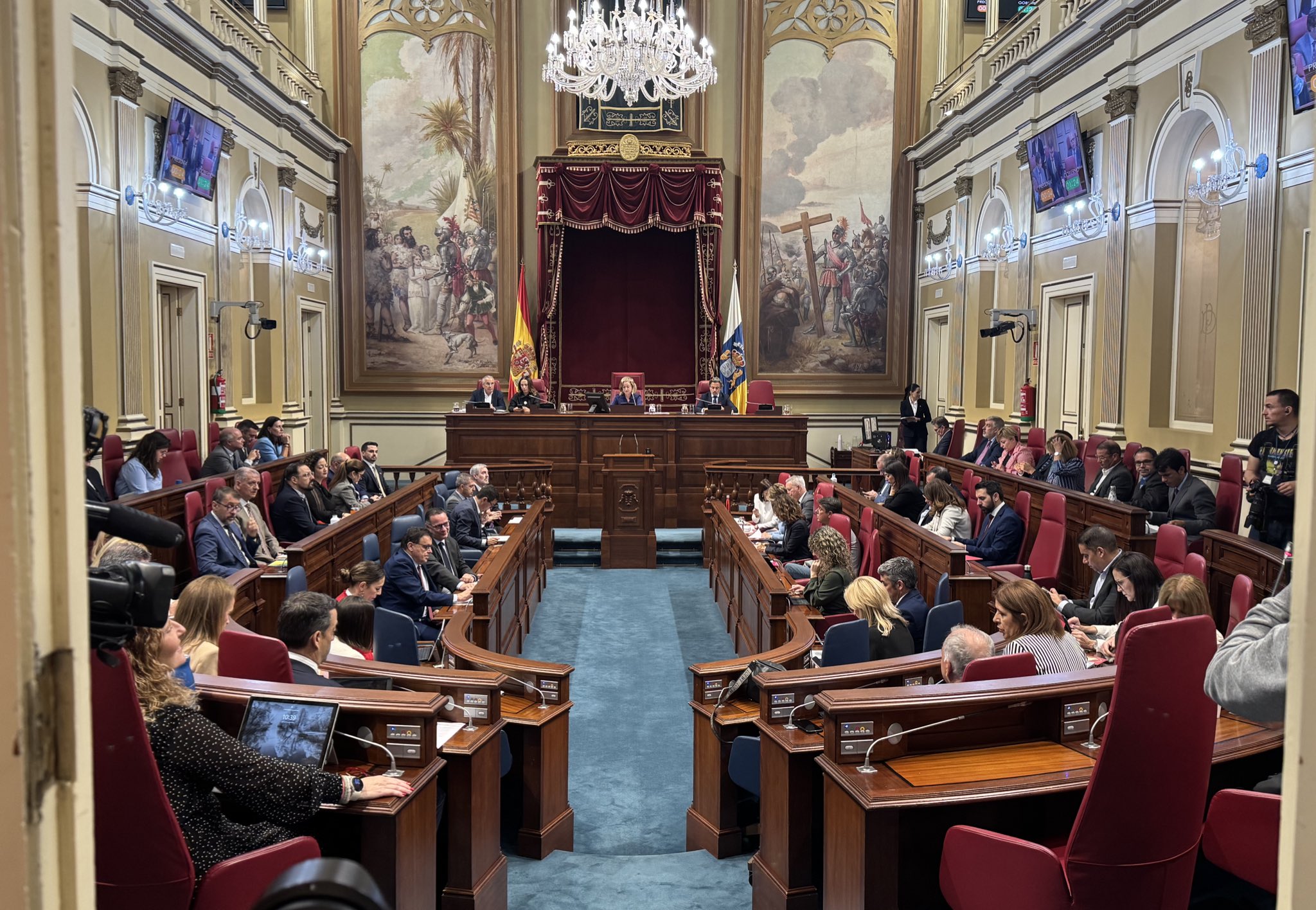 Parlamento de Canarias en una sesión ordinaria el pasado 10 de diciembre de 2024. Foto: Parcan.