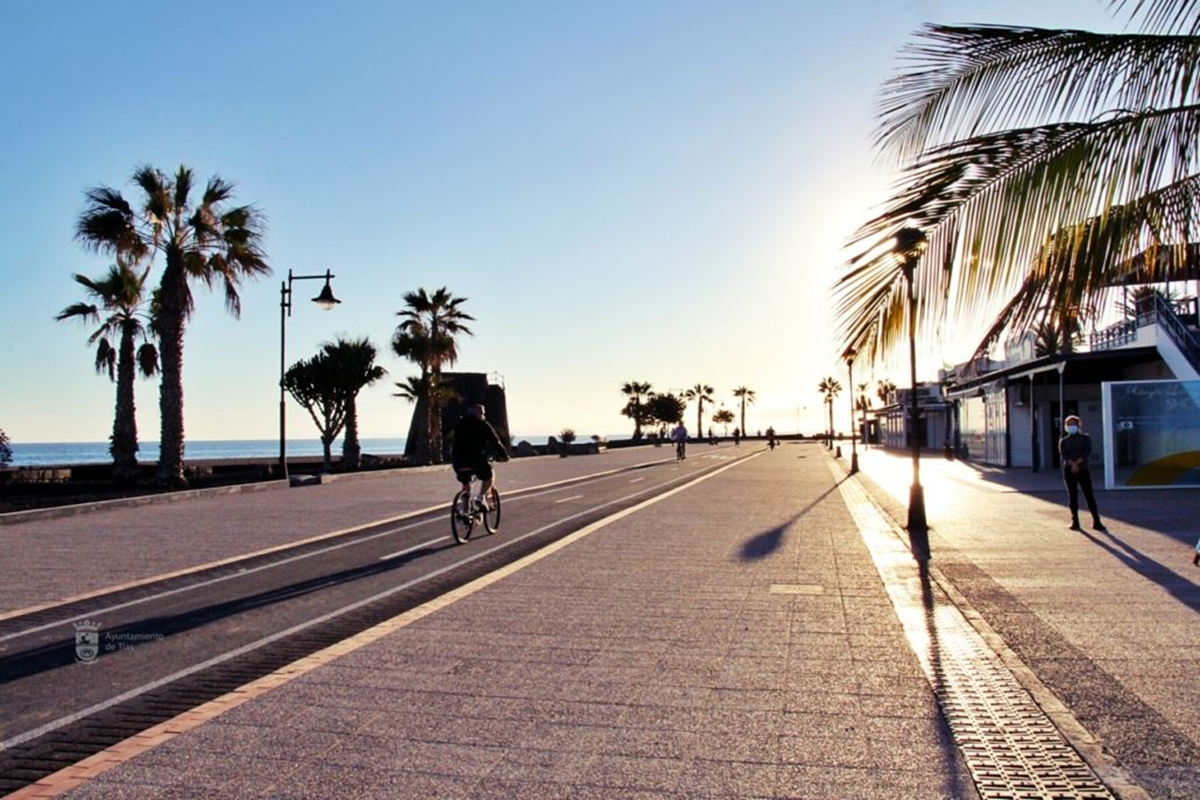 Avenida de las Playas