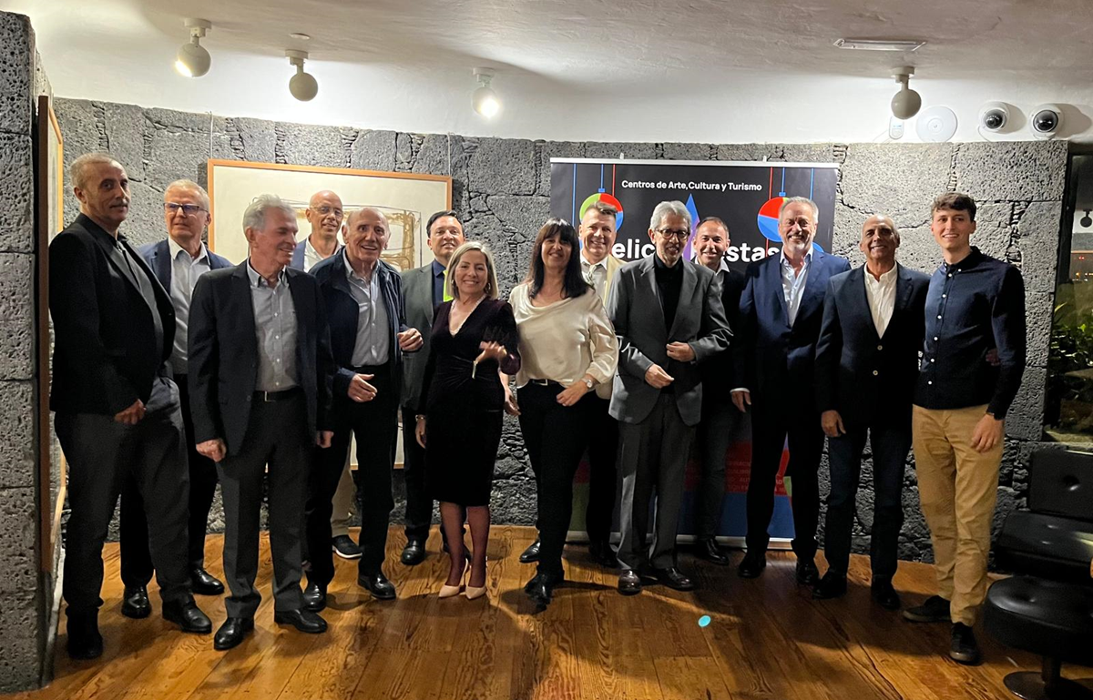 Grupo de Arquitectos homenajeados por sus 25 y 40 años de colegiación