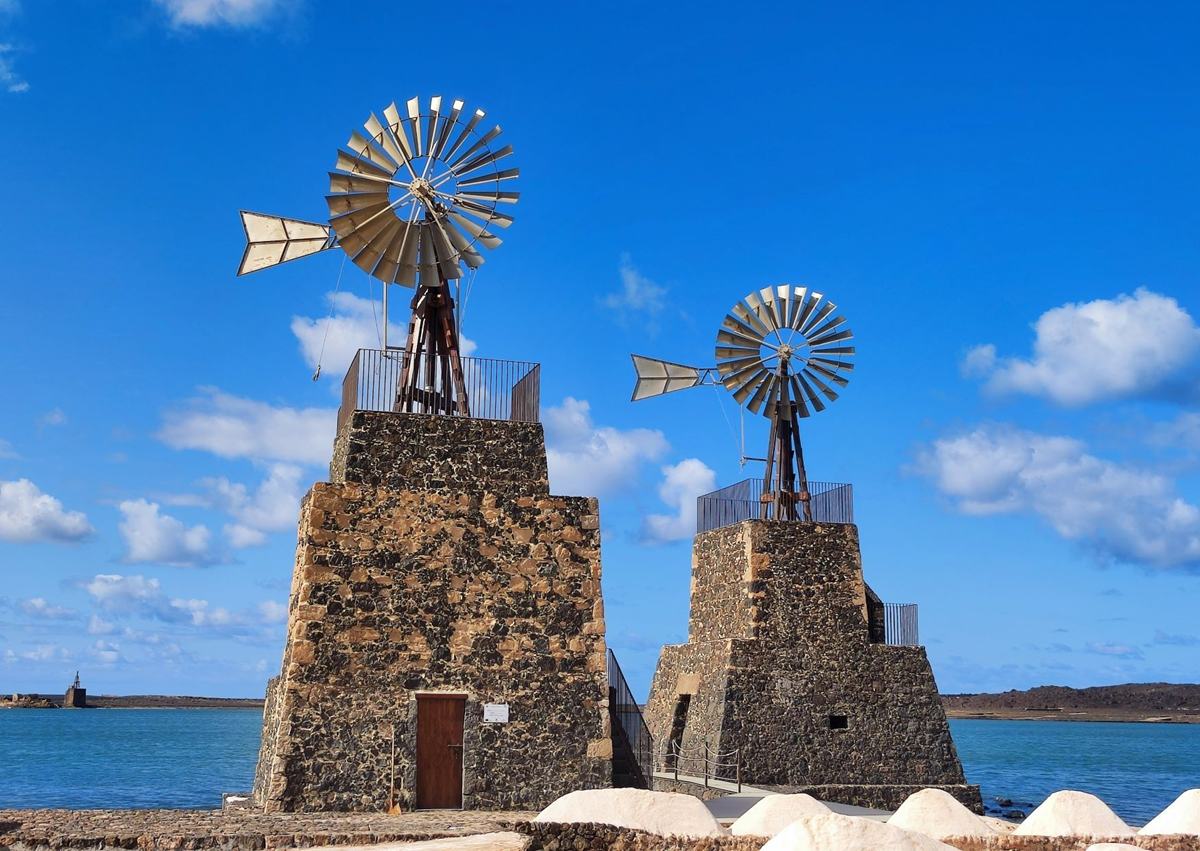 Molinos salineros en Janubio