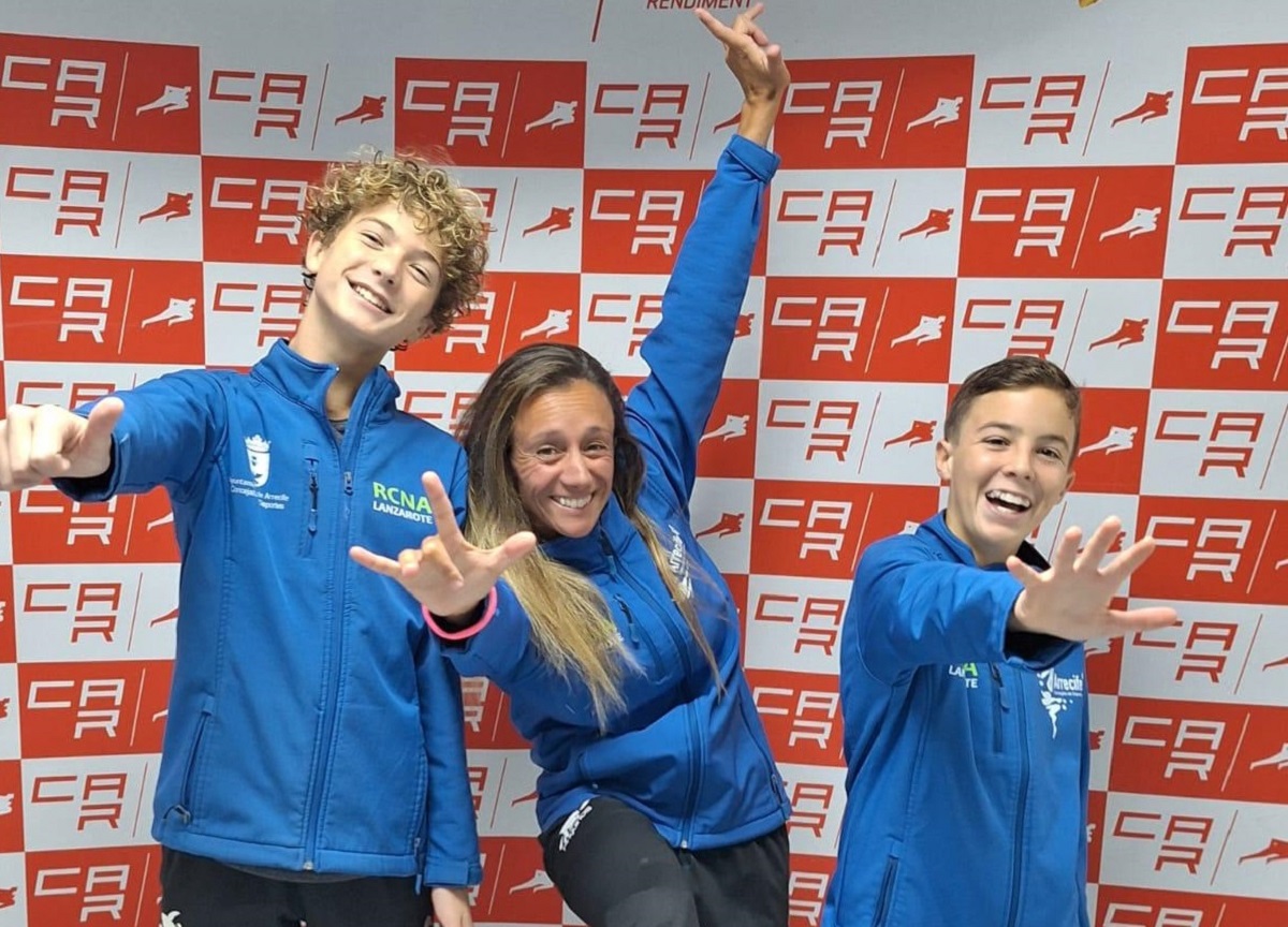 Club Deportivo Pingüinos en la concentración nacional de natación artística.