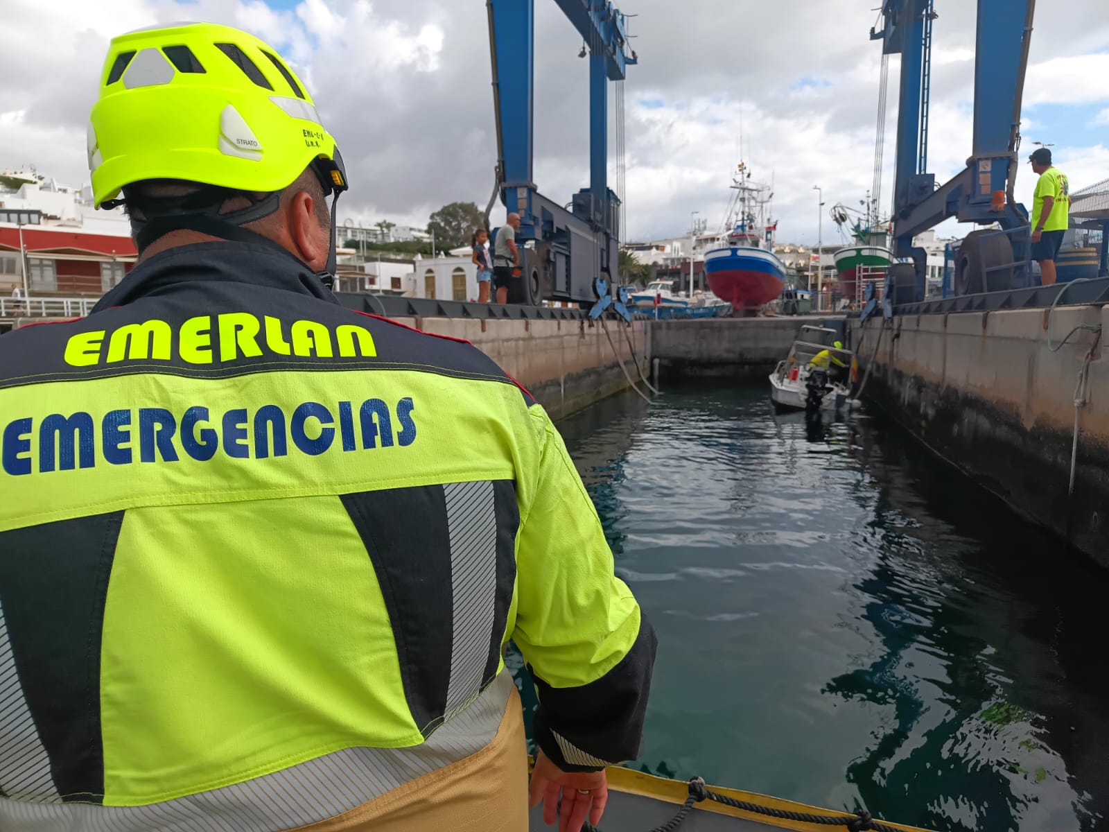 Emerlan intervino en varias emergencias en Lanzarote y La Graciosa durante la Nochevieja