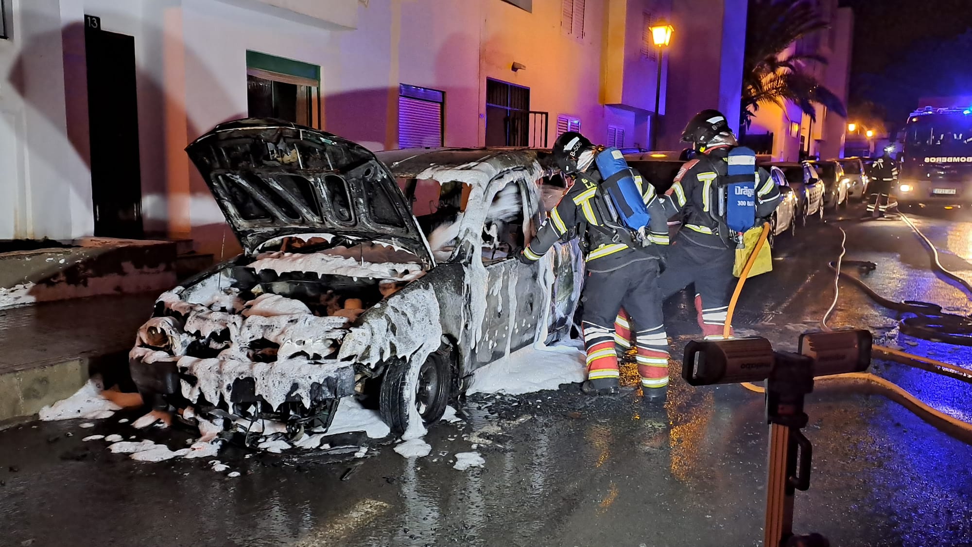 Vehículo incendiado en Arrecife 