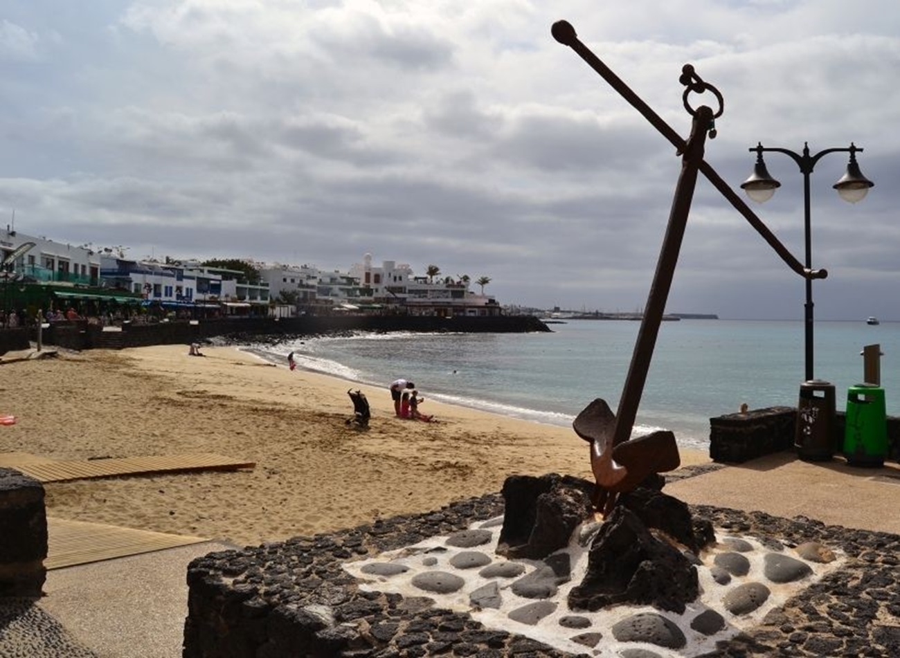 Playa Blanca. Redes sociales.