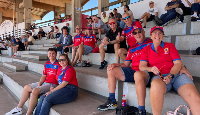 Aficionados durante el partido