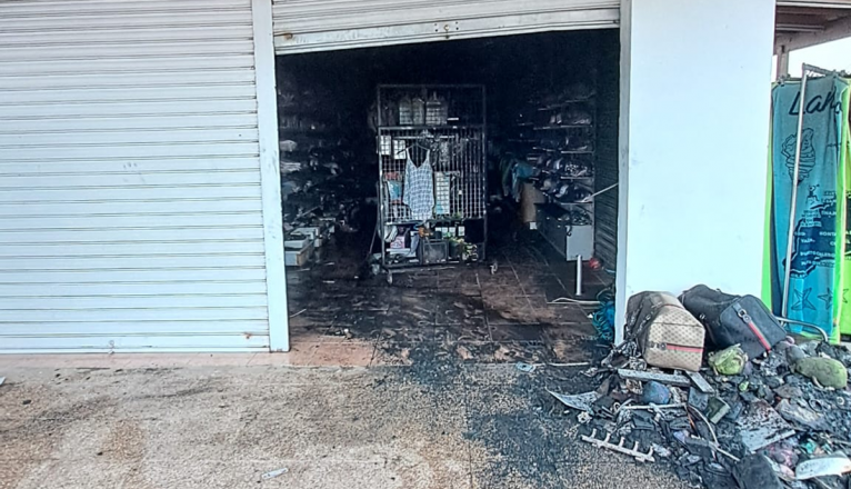 Local afectado por el incendio Local afectado por el incendio