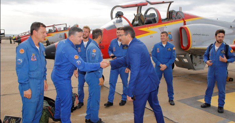 Presentación PATRULLA ÁGUILA 1